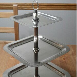 3 Tier Metal Dessert Display Stand